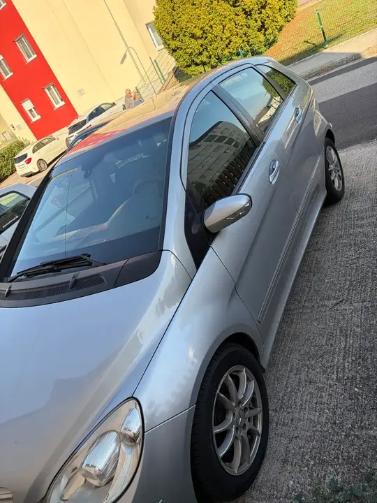 Mercedes-Benz B-Class 2006 photo 2