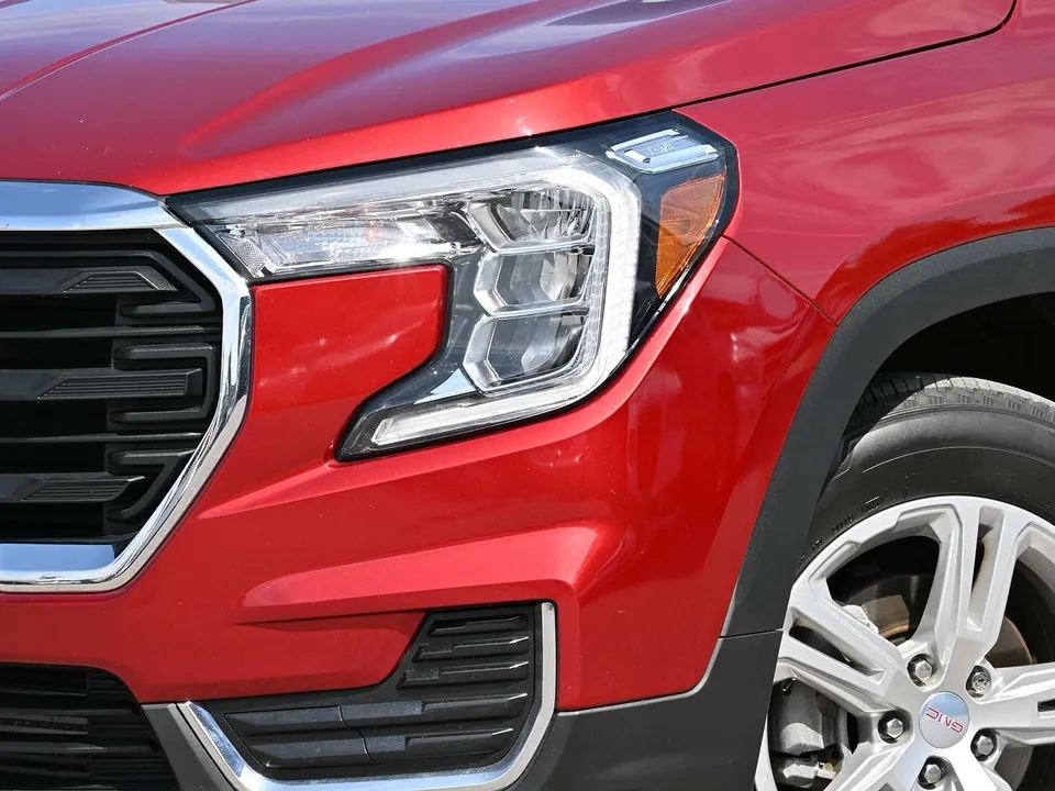 GMC Terrain 2022 photo 2