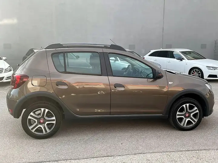 Dacia Sandero Stepway 2019 photo 2