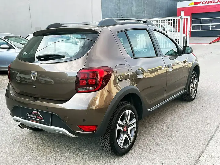 Dacia Sandero Stepway 2019 photo 3