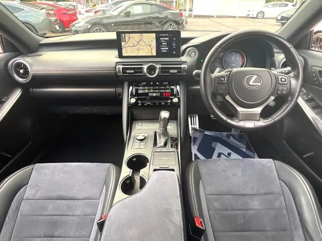 Lexus Is 2021 photo 2