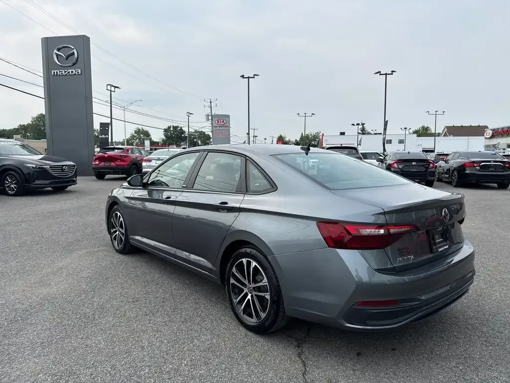 Volkswagen Jetta 2023 photo 3