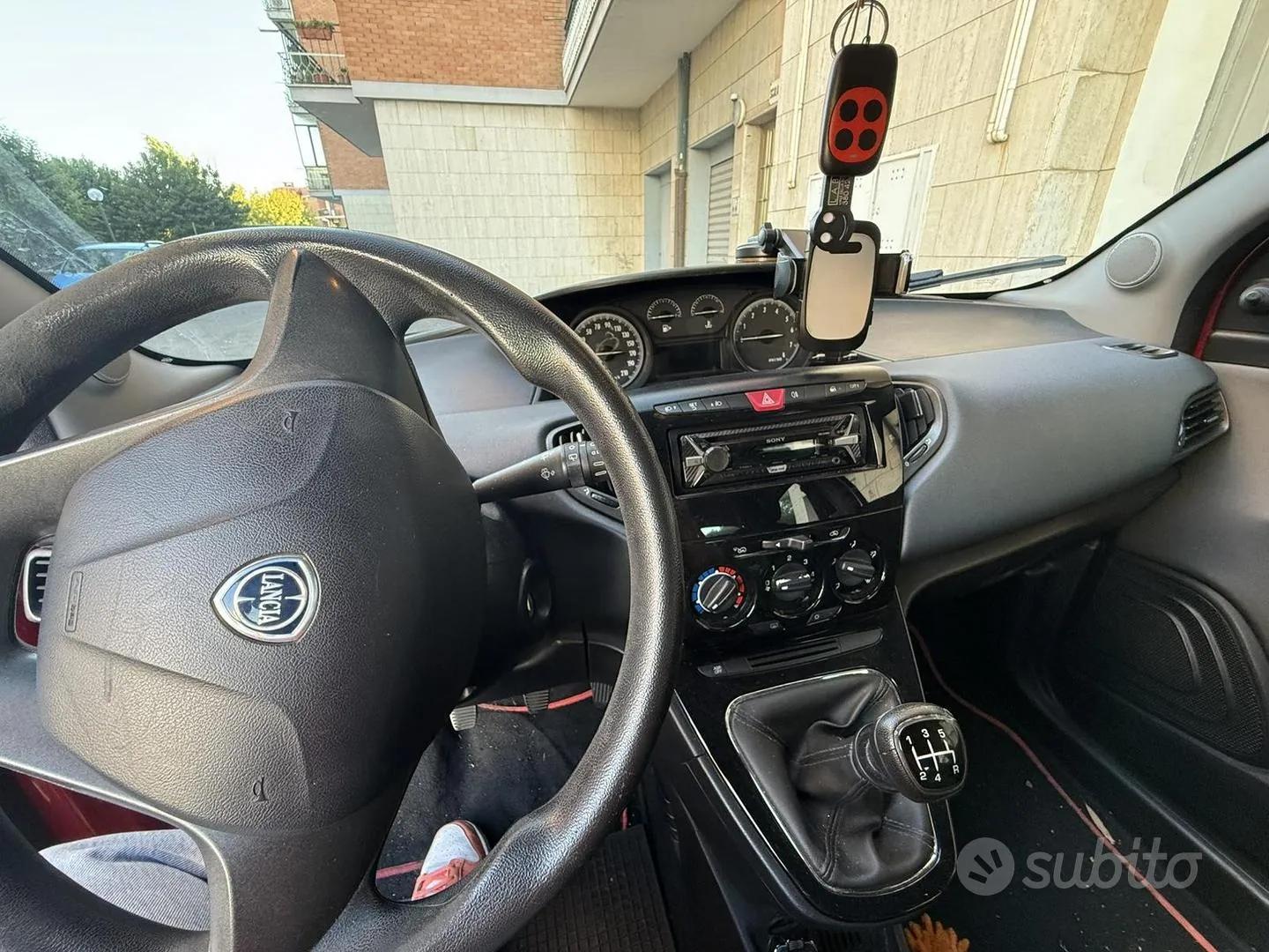 Lancia Ypsilon 2016 photo 5