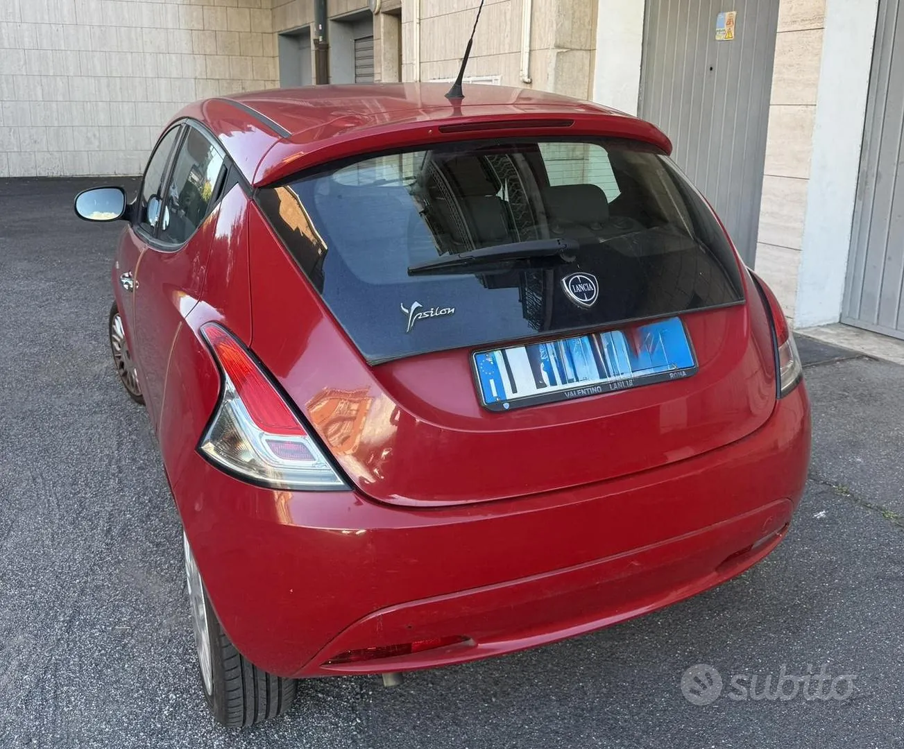 Lancia Ypsilon 2016 photo 2