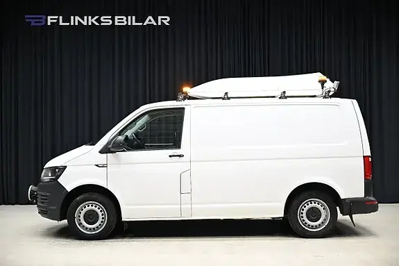 Volkswagen Transporter 2018 photo 3