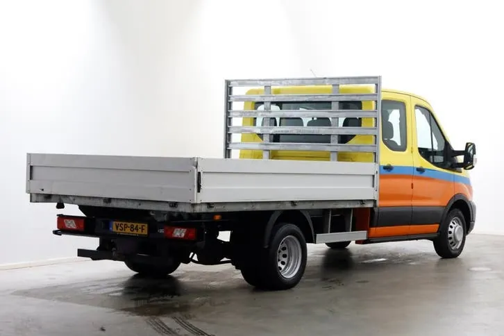 Ford Transit 2022 photo 2