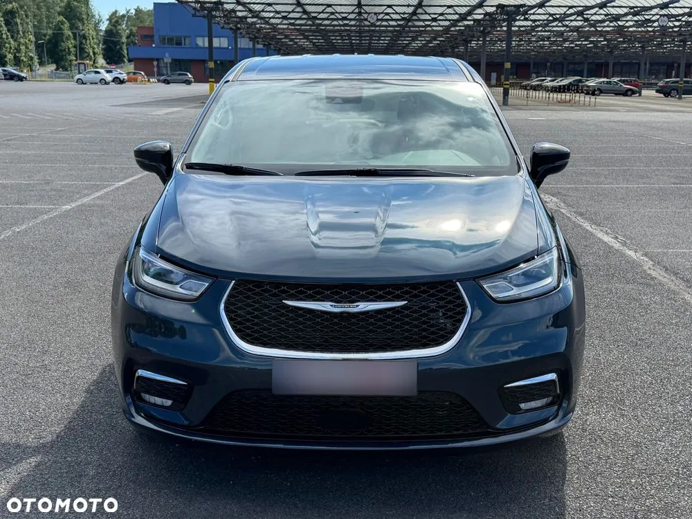 Chrysler Pacifica 2024 photo 2