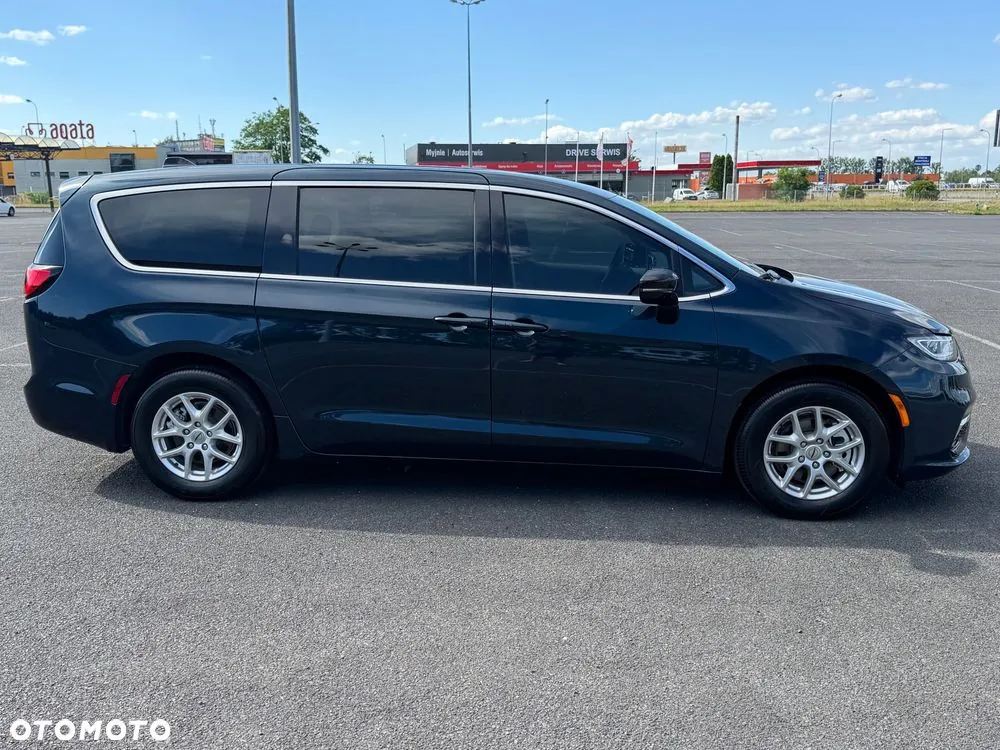 Chrysler Pacifica 2024 photo 4