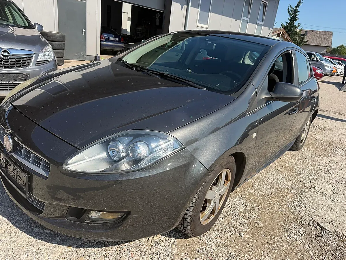 Fiat Bravo 2010 photo 2