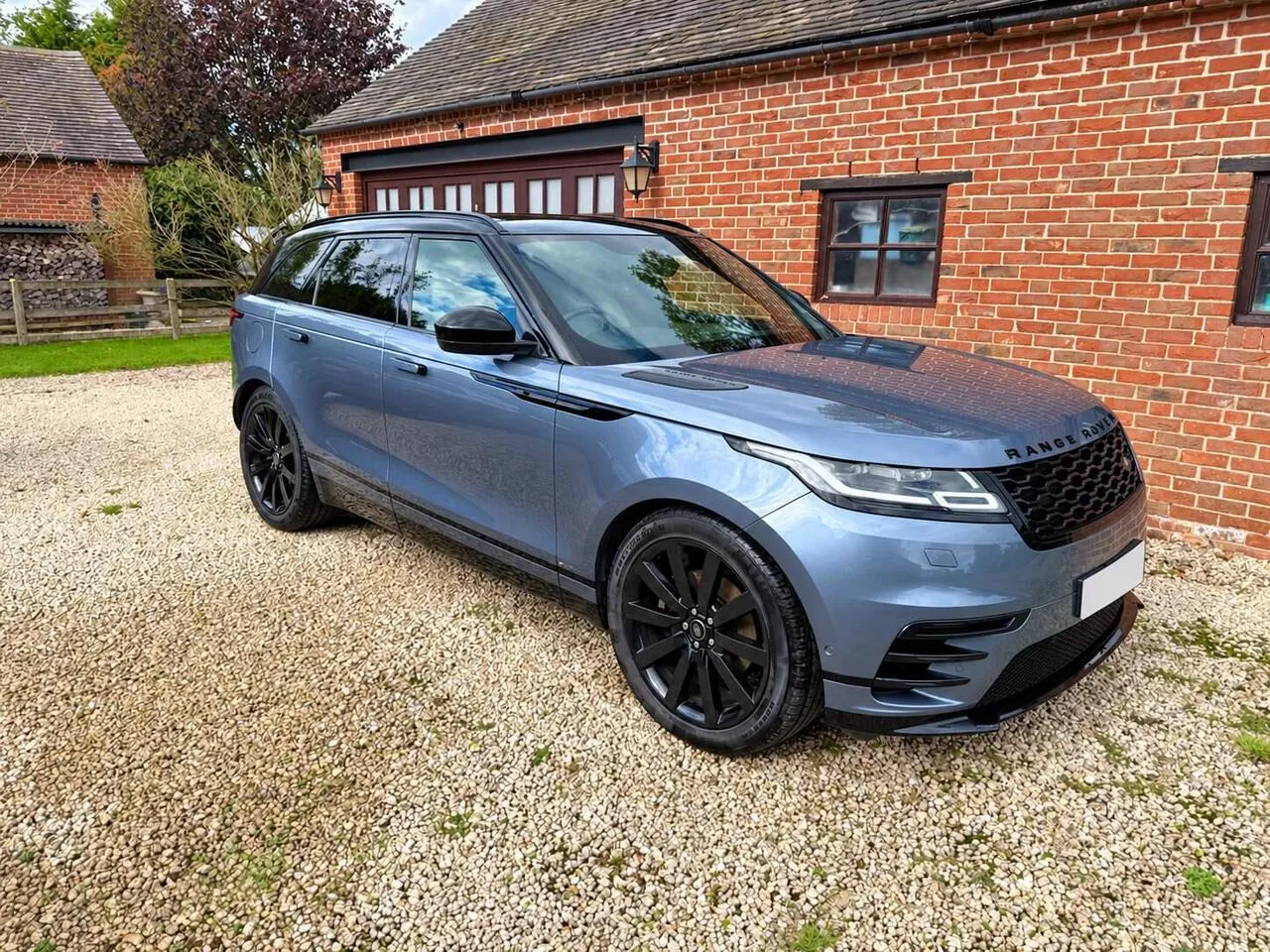 Land Rover Range Rover Velar 2018 photo 2