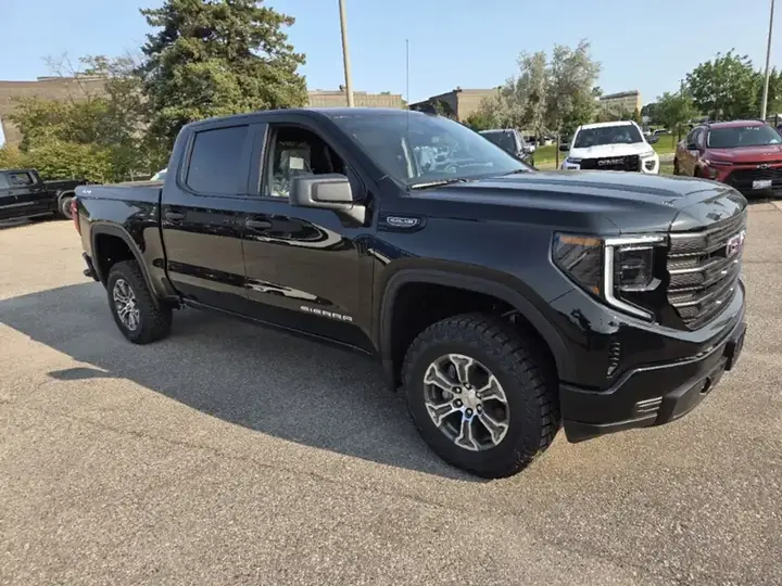 GMC Sierra 1500 2026 photo 3