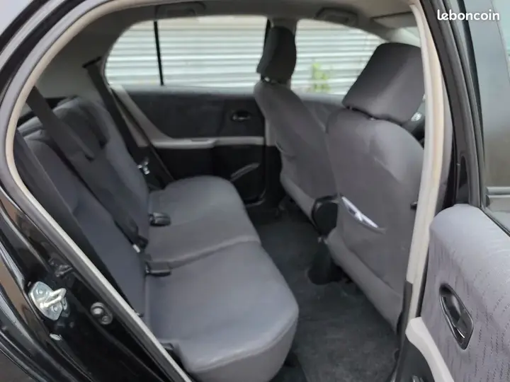 Toyota Yaris 2009 photo 5