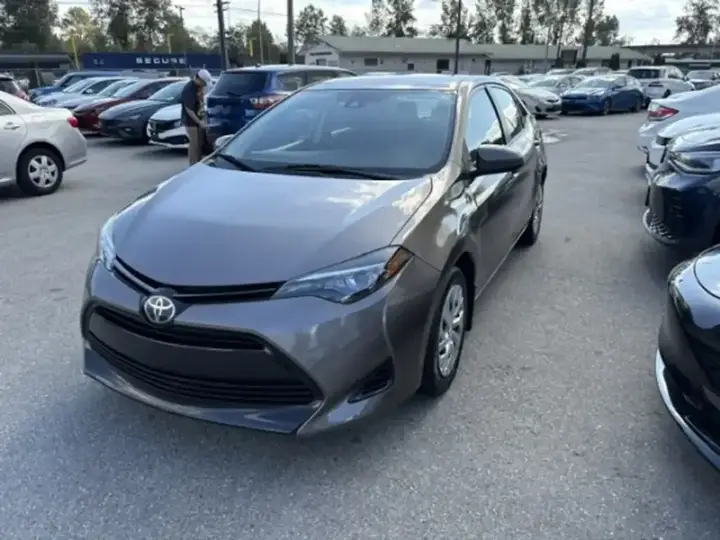 Toyota Corolla 2017 photo 3