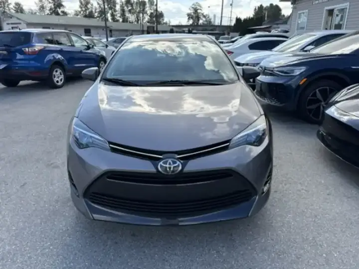 Toyota Corolla 2017 photo 2