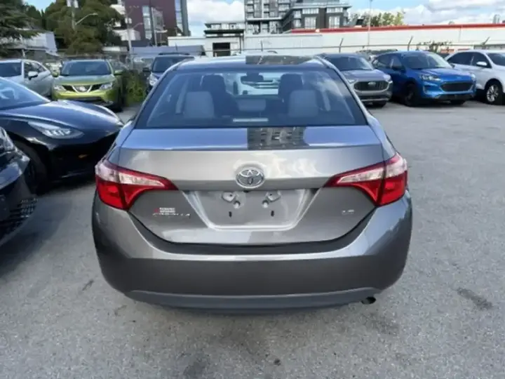 Toyota Corolla 2017 photo 5