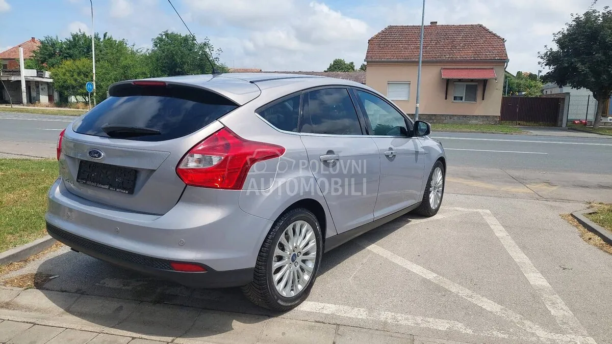 Ford Focus 2012 photo 4