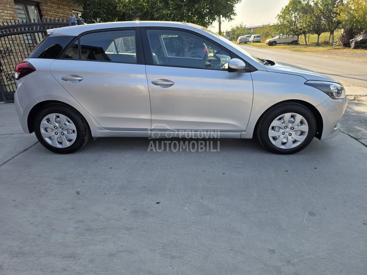 Hyundai I20 2016 photo 5