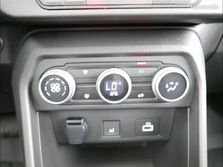 Dacia Sandero 2024 photo 5