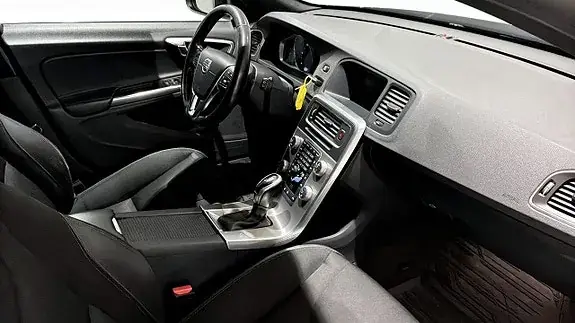 Volvo V60 2017 photo 3