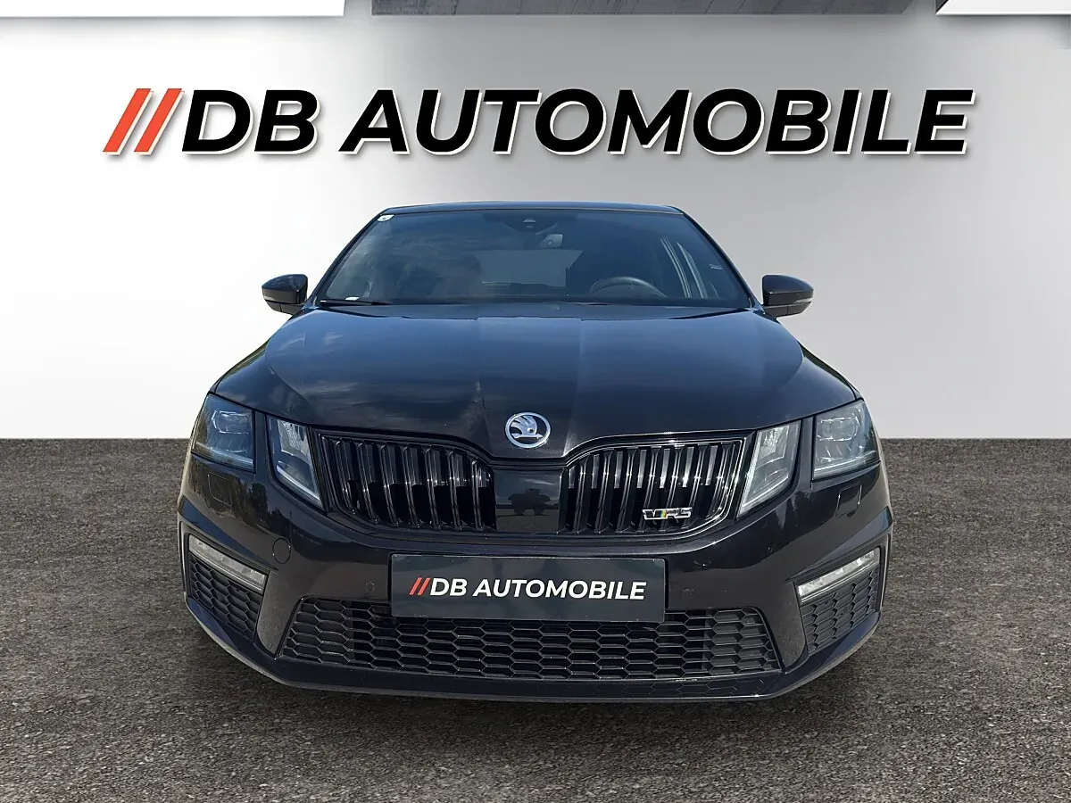 Skoda Octavia 2019 photo 2