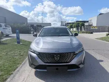 Peugeot 308 2023 photo 2