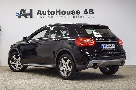 Mercedes-Benz Gla200 2016 photo 2