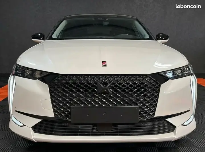 DS Automobiles Ds 4