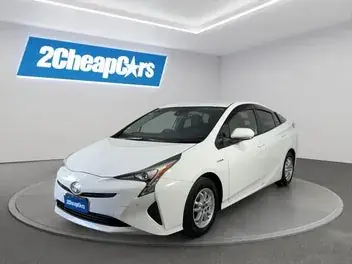 Toyota Prius 2018 photo 2