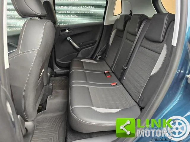 Peugeot 2008 2019 photo 4