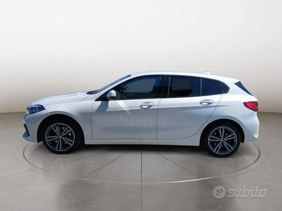 BMW 1 Series 2021 photo 3