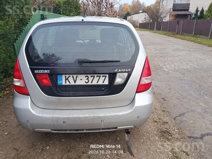Suzuki Liana 2003 photo 3