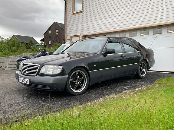 Mercedes-Benz S-Class 1992 photo 2