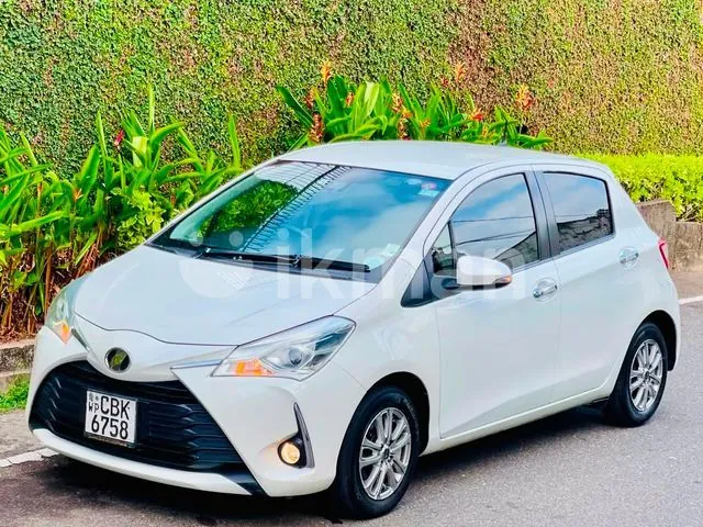 Toyota Vitz 2019 photo 2