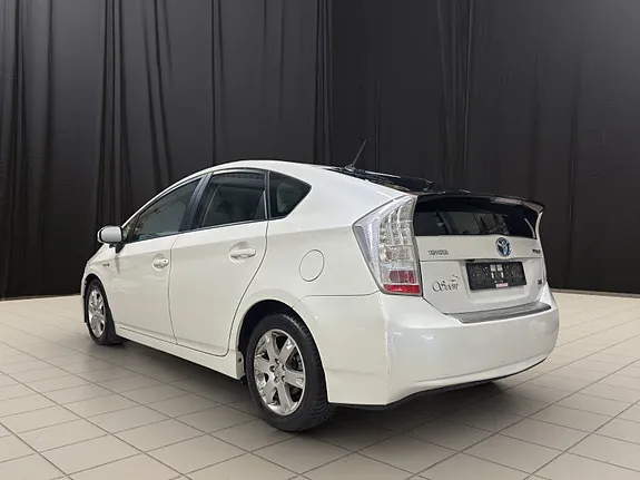 Toyota Prius 2011 photo 3