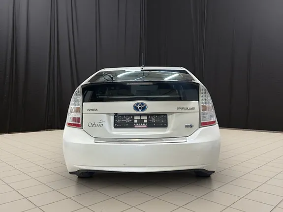 Toyota Prius 2011 photo 4