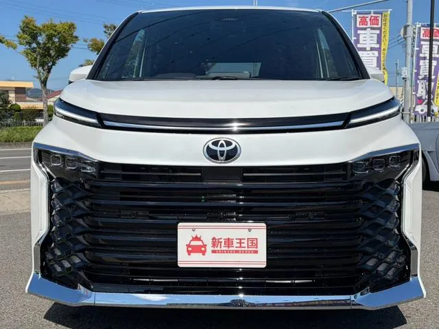 Toyota Voxy 2026 photo 5