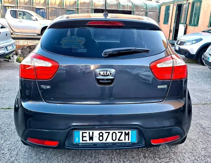 Kia Rio 2014 photo 2