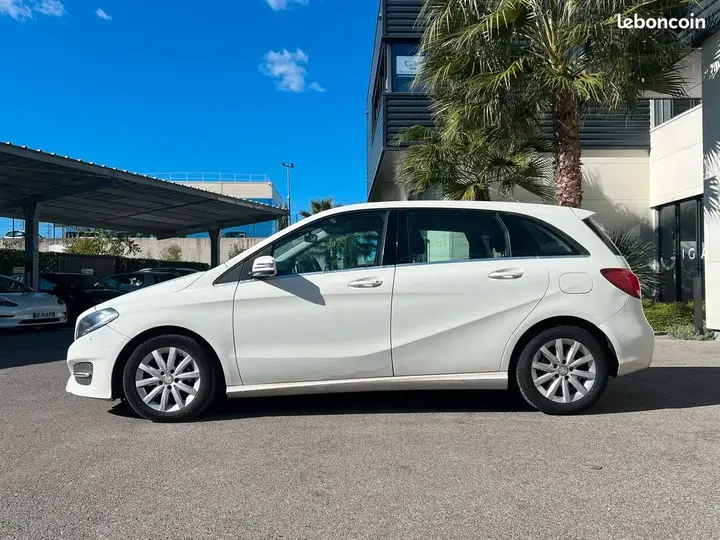 Mercedes-Benz B-Class 2014 photo 3