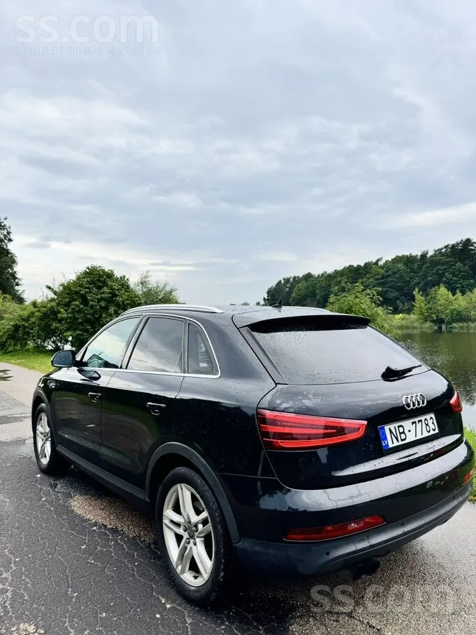 Audi Q3 2013 photo 2