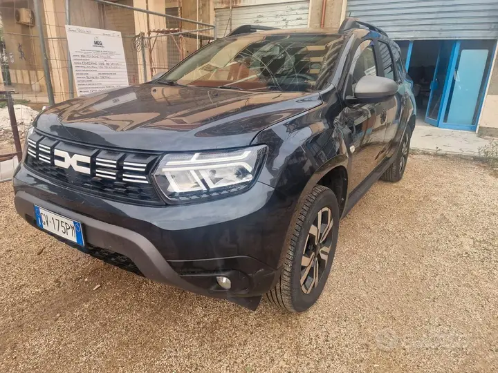 Dacia Duster 2024 photo 2