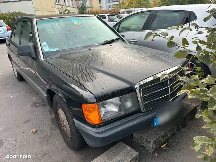 Mercedes-Benz 190