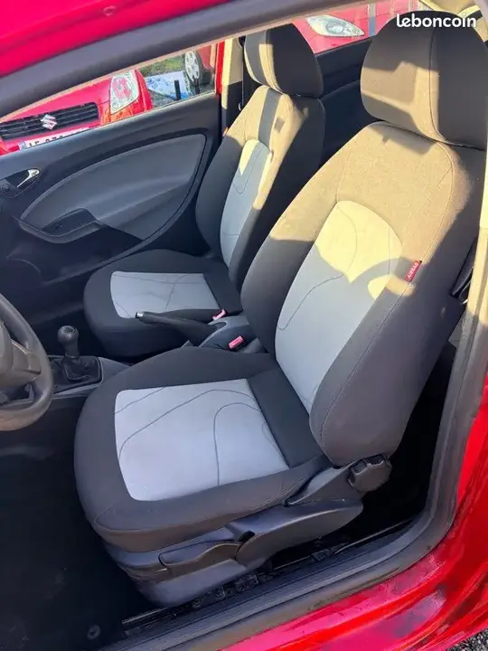 Seat Ibiza 2013 photo 4
