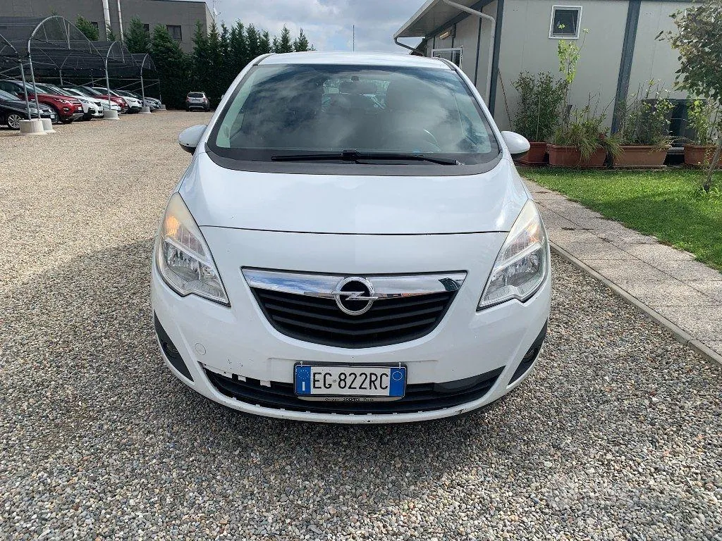 Opel Meriva 2011 photo 2