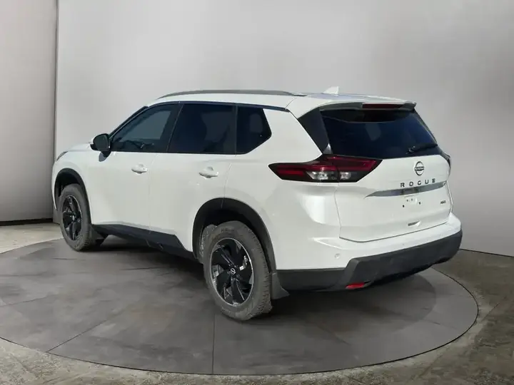 Nissan Rogue 2025 photo 3
