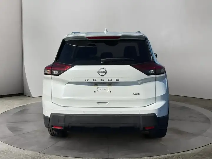 Nissan Rogue 2025 photo 4