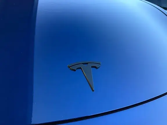Tesla Model Y 2023 photo 4