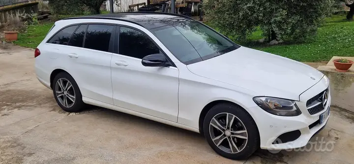 Mercedes-Benz C180 2015 photo 2