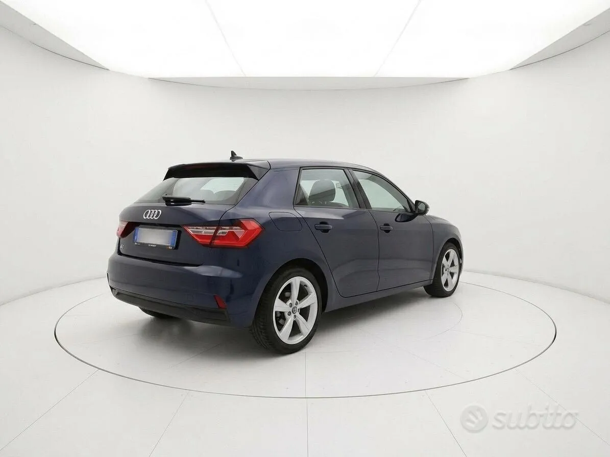 Audi A1 2020 photo 2