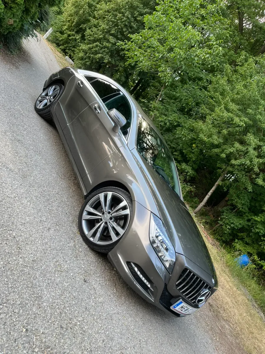 Mercedes-Benz Cls-Class