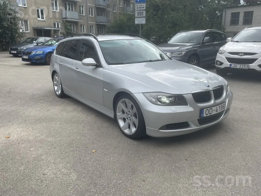 BMW 325 2007 photo 2